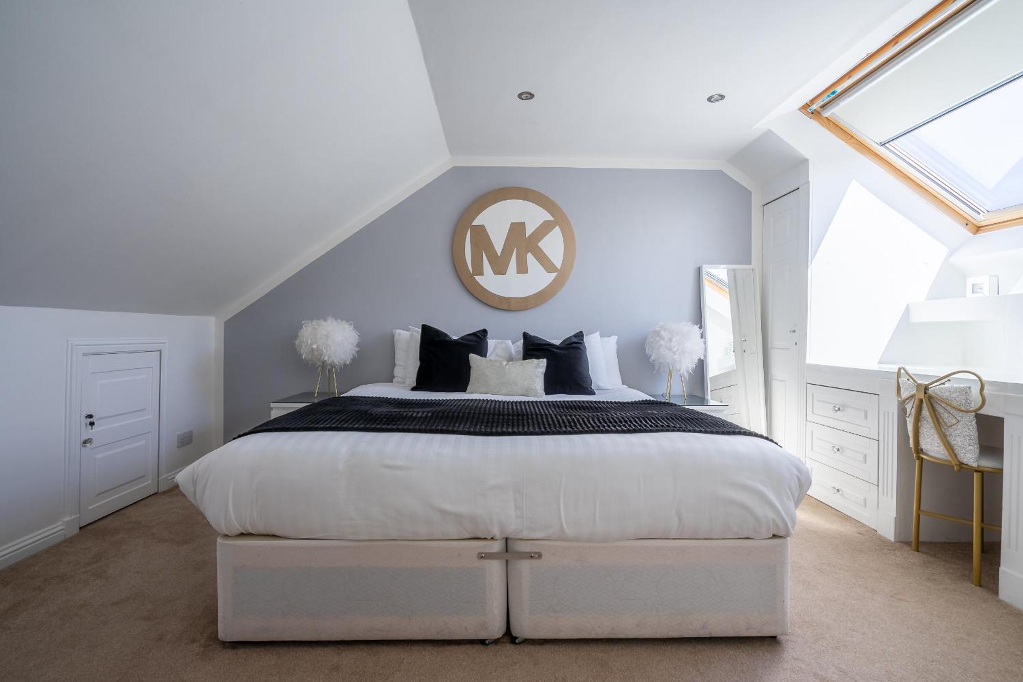 Centre House - 5 Bedrooms - Sleeps 9 - Parking * Edimburgo